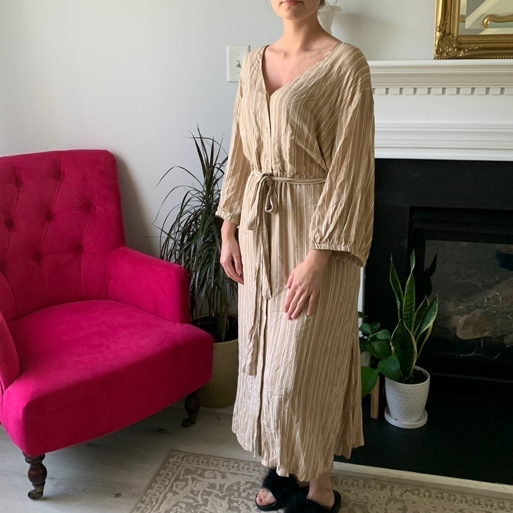 Chi soul.com Tan maxi dress‎ size 3XL buttons down tie waist lightweight